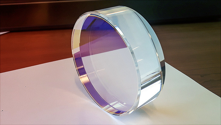 A specially coated mirror as used in the first MassQ setup.